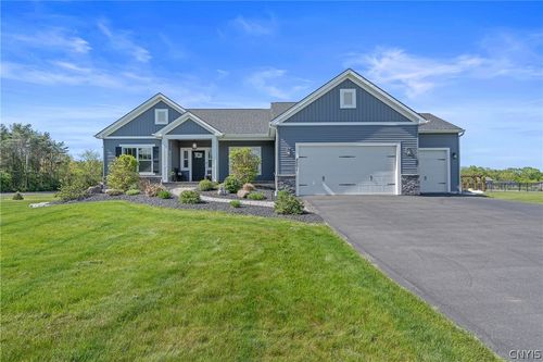 4501 Hollyshire Way, Clay, NY, 13041-9746 | Card Image