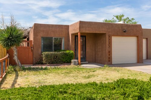 3237 Corona Dr Nw, Albuquerque, NM, 87120-1235 | Card Image