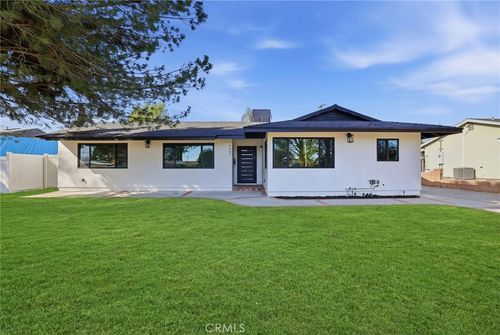 9651 Comanche Ave, Chatsworth, CA, 91311-5406 | Card Image