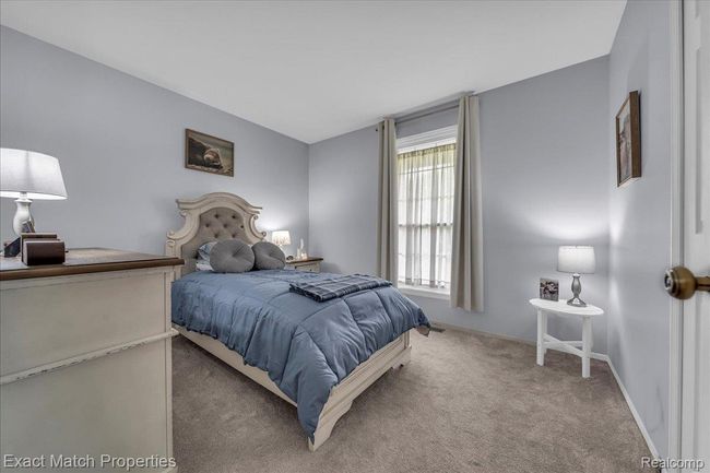 Bedroom #2 with carpeted floor | Image 26