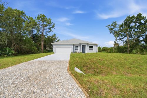 8435 96th Ave, Vero Beach, FL, 32967-3800 | Card Image