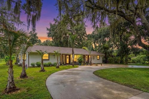205 Cagle Rd, BRANDON, FL, 33511-8174 | Card Image
