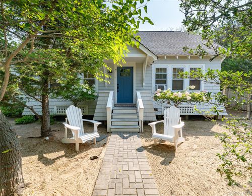 22 Crescent Ave, Ocean Beach, NY, 11770-2058 | Card Image