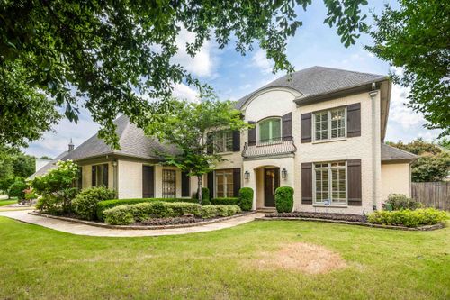 1633 Dogwood Creek Dr, Germantown, TN, 38139 | Card Image
