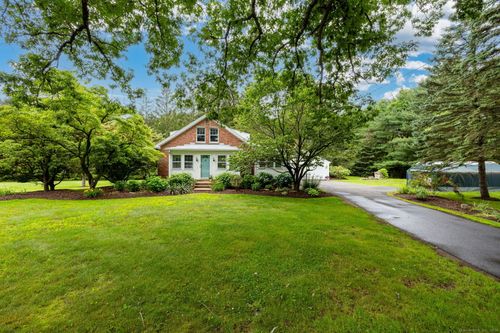 375 Matianuck Avenue, Windsor, CT, 06095 | Card Image