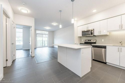 216-399 Queen St S, Kitchener, ON, N2M1A3 | Card Image