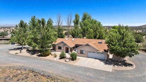650 E Rimrock Rd, Paulden, AZ, 86334-4525 | Card Image
