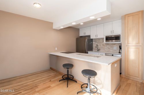 9-3-152 Gcr 840, Fraser, CO, 80442 | Card Image