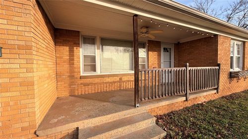 2401 N Bell Ave, Shawnee, OK, 74804-2935 | Card Image