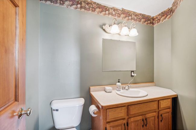 10865 367th Street, House other with 4 bedrooms, 3 bathrooms and null parking in Sunrise Twp MN | Image 16