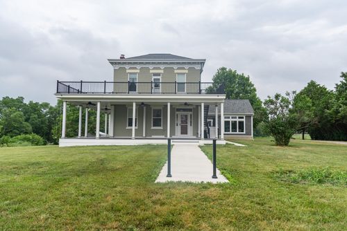 415 College Hl, Warsaw, IL, 62379-1142 | Card Image