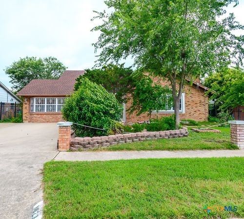 1823 Cedarview Dr, Killeen, TX, 76543-8928 | Card Image