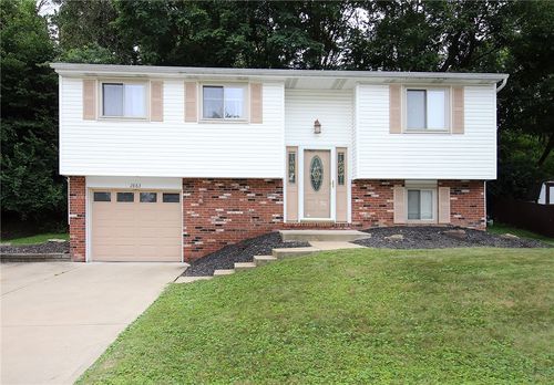 2883 Amy Dr, South Park, PA, 15129-8956 | Card Image