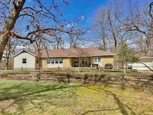 905 White Oak Dr, South Bend, IN, 46617-1851 | Card Image