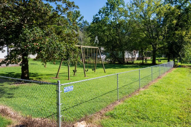 913 Freeman Ave, House other with 2 bedrooms, 3 bathrooms and 3 parking in Bridgeport AL | Image 31