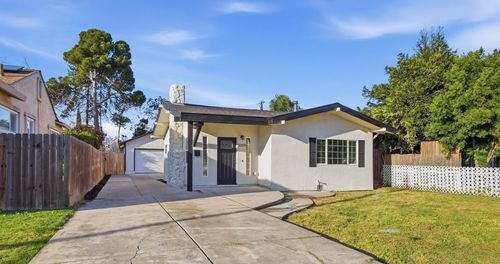 2009 W Willow Street, Stockton, CA, 95203 | Card Image