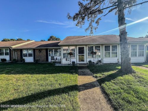 c-27 Cambridge Cir, Manchester, NJ, 08759 | Card Image