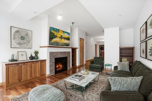 310-309 W Washington Avenue, Madison, WI, 53703 | Card Image