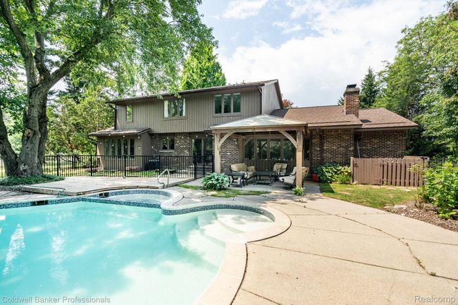 20 beacon hill pool 2.jpeg | Image 20