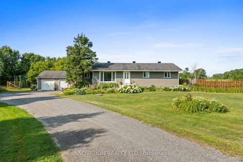 4001 Dunrobin Rd, Woodlawn, ON, K0A3M0 | Card Image