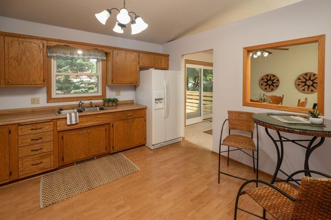 12-web-or-mls-12-Kitchen.jpg | Image 12
