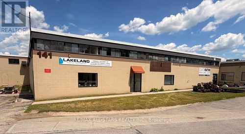 6-and-7-141 Reach Street, Uxbridge, ON, L9P1L3 | Card Image