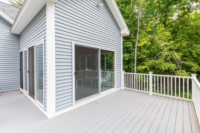 33 Beaverside Dr, House other with 4 bedrooms, 4 bathrooms and null parking in Center Harbor NH | Image 9