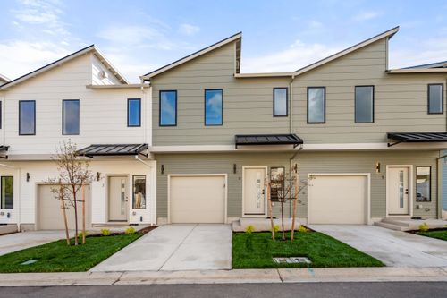 6-2028 Sunset Dr, Medford, OR, 97501-3833 | Card Image