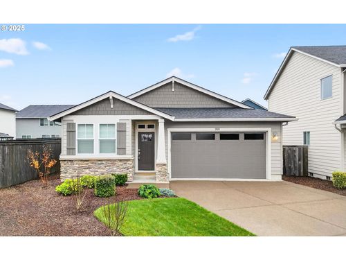 2074 S Ivy St, Cornelius, OR, 97113-7395 | Card Image