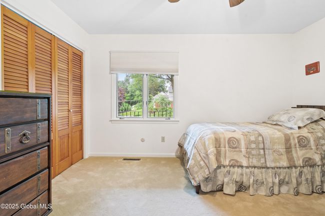 19 Tamarack Ln, House other with 4 bedrooms, 3 bathrooms and 6 parking in Schenectady NY | Image 42