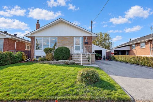 4 Amethyst Rd, Scarborough, ON, M1T2E7 | Card Image