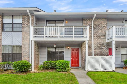 8022 Thelen Street, North Charleston, SC, 29406 | Card Image