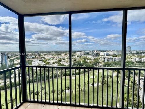 2101-20335 W Country Club Dr, Aventura, FL, 33180-1692 | Card Image