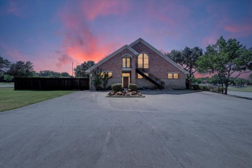 5500 Woodland Park Blvd, Arlington, TX, 76013-5337 | Card Image