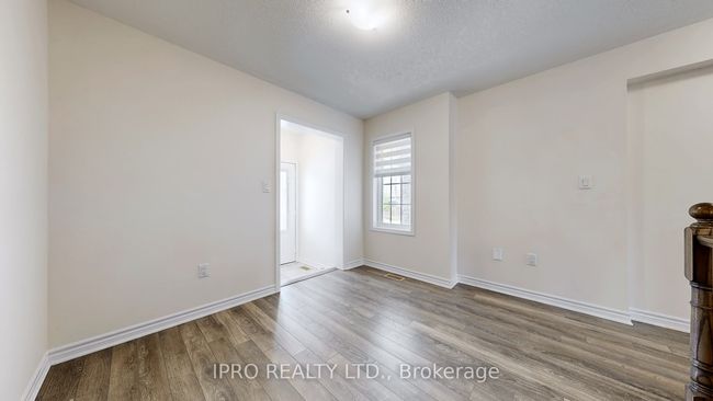 1145 Dragonfly Ave, House attached with 3 bedrooms, 3 bathrooms and 1 parking in Pickering ON | Image 5