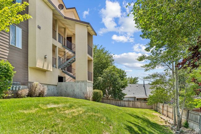 739 W Jefferson Ln, Condo with 3 bedrooms, 2 bathrooms and 2 parking in Sandy UT | Image 23