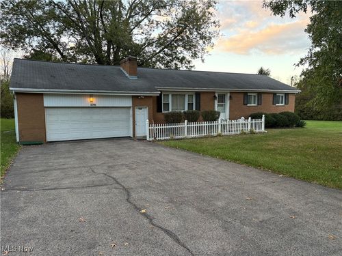 12796 South Ave, North Lima, OH, 44452-9785 | Card Image