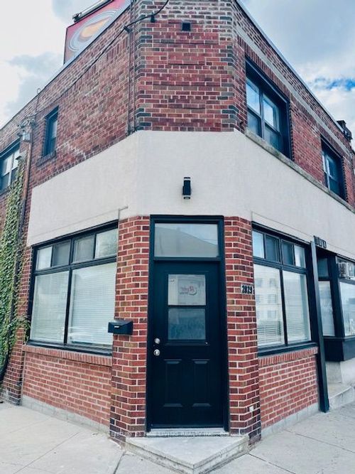 2029 Eglinton Ave W, York, ON, M6E2K4 | Card Image