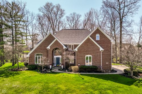 8845 Otter Cove Cir, Indianapolis, IN, 46236-9018 | Card Image