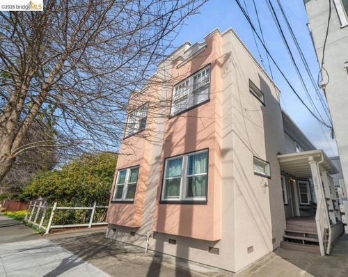 2923 Wheeler St, Berkeley, CA, 94705-1851 | Card Image
