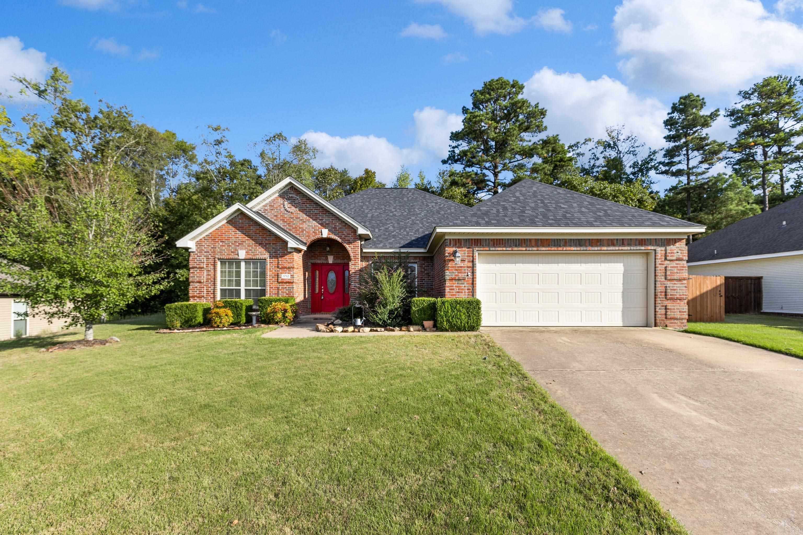 Heritage Heights Dr, Benton, AR 72019
