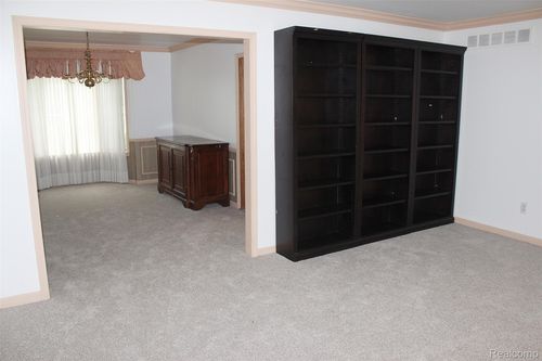 1880 Pelican Ct, Troy, MI, 48084-1432 | Card Image