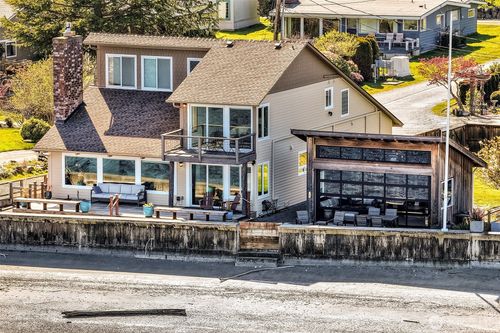 4906 Marshall Rd, Clinton, WA, 98236-9684 | Card Image