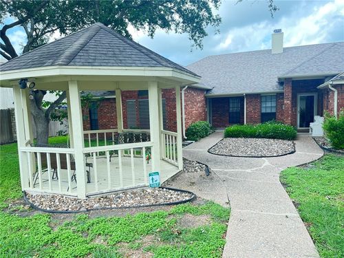 2c-4022 Wood River Dr, Corpus Christi, TX, 78410-5731 | Card Image