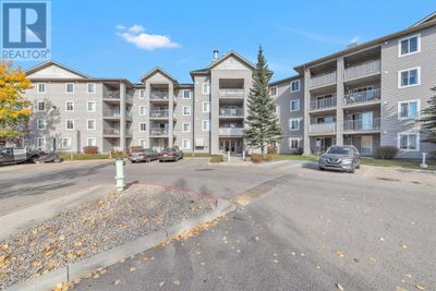 1201 - 604 8 St Sw, Condo with 2 bedrooms, 1 bathrooms and 1 parking in Airdrie AB | Image 2