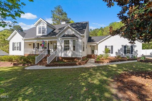 121 Plantation Ct, Clayton, NC, 27527-5511 | Card Image