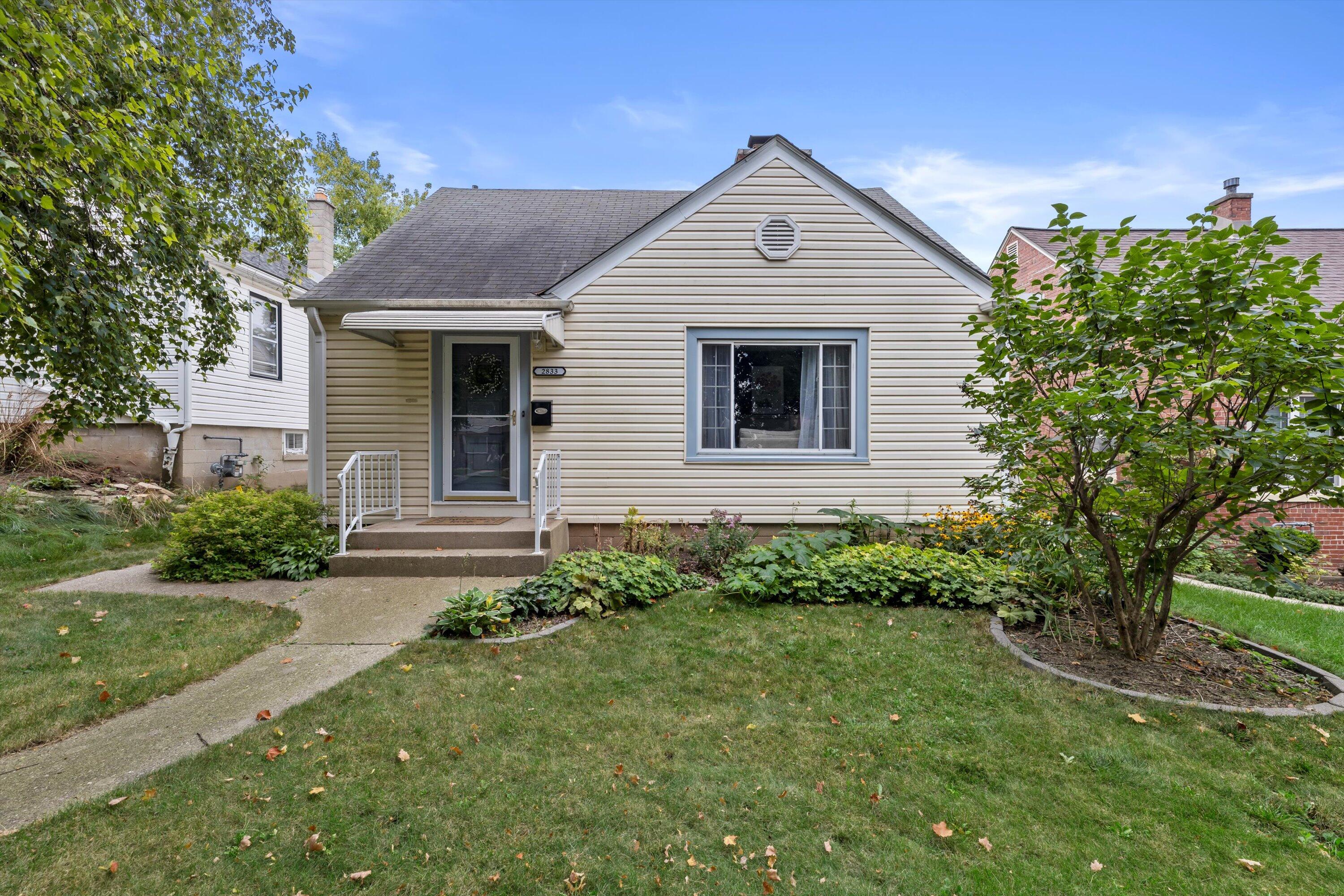 47th St, Milwaukee, WI 53219