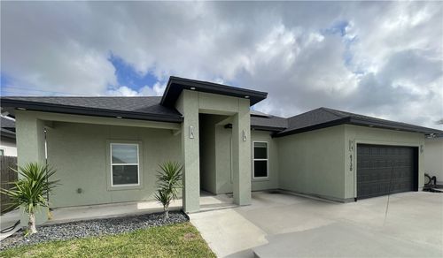 6730 Effat Dr, Corpus Christi, TX, 78414-7023 | Card Image