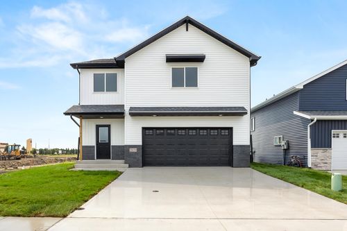 2629 38th Ave S, Moorhead, MN, 56560 | Card Image
