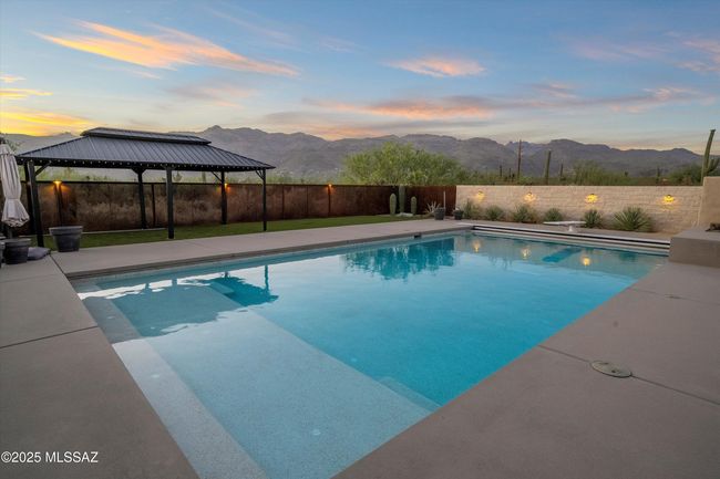 Pool and Gazebo | Image 38